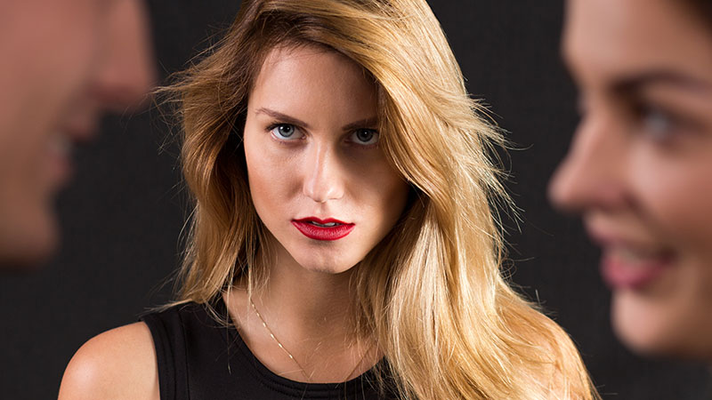 Mơ Thấy Người Yêu Cũ Đánh Số Gì Dễ Trúng? Lượm Tiền Ngay!